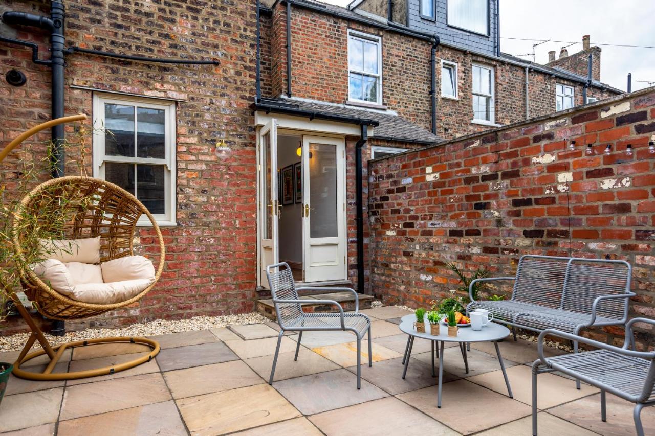 8 Kyme Street Villa York Exterior photo