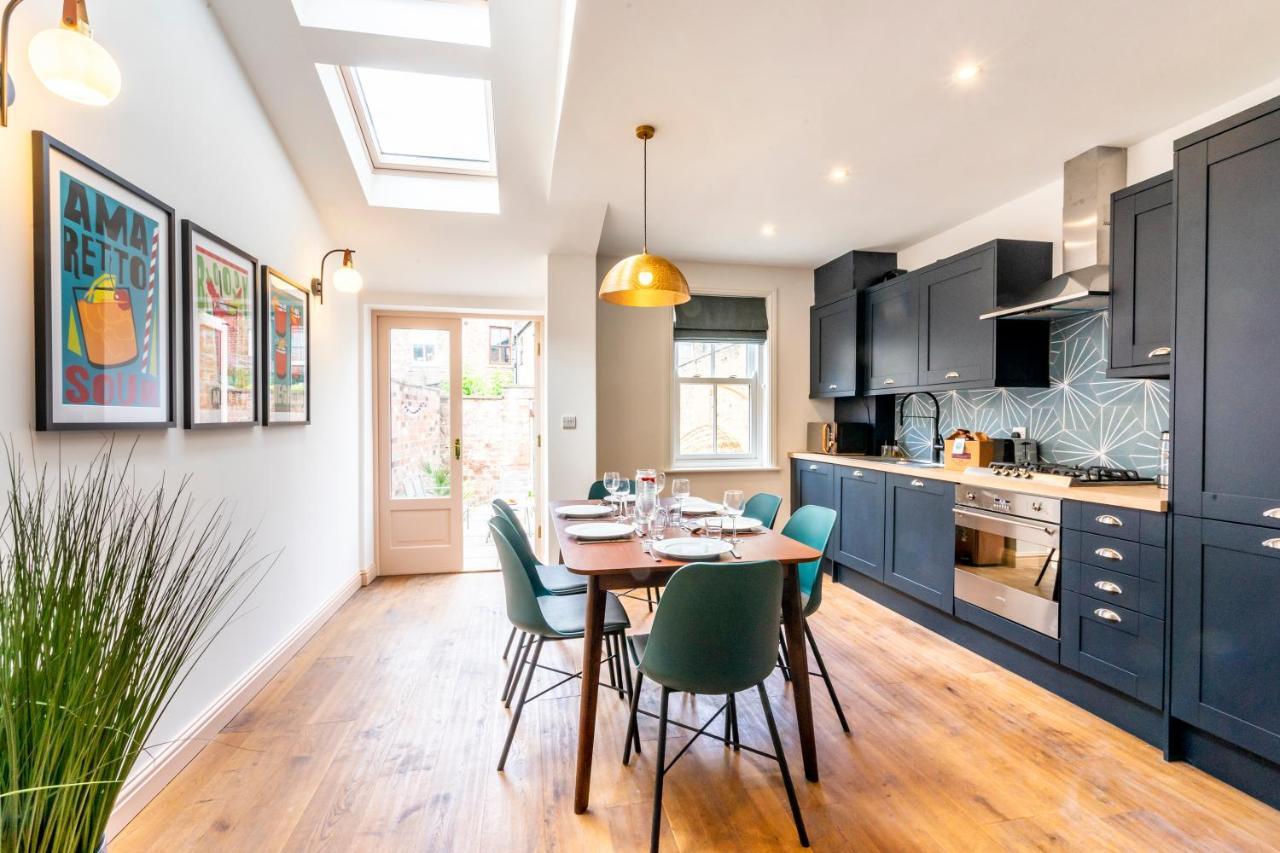 8 Kyme Street Villa York Exterior photo